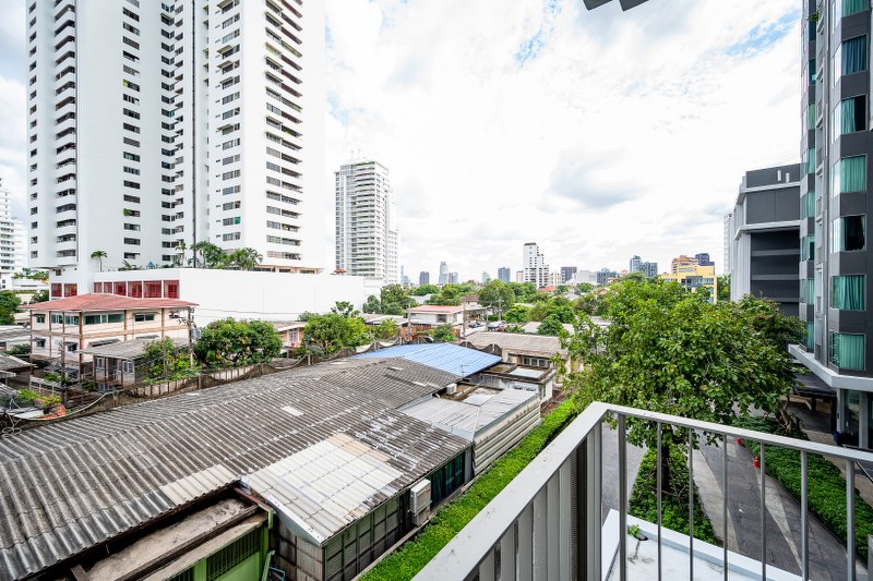 ขายคอนโดสุขุมวิท อโศก ทองหล่อ : 🔥ขายด่วน+🔥ซีล บาย แสนสิริ ใกล้สถานีรถไฟฟ้า BTS เอกมัย เฟอร์นิเจอร์ครบ พร้อมเข้าอยู่