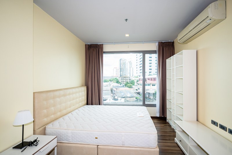 ขายคอนโดสุขุมวิท อโศก ทองหล่อ : 🔥ขายด่วน+🔥ซีล บาย แสนสิริ ใกล้สถานีรถไฟฟ้า BTS เอกมัย เฟอร์นิเจอร์ครบ พร้อมเข้าอยู่