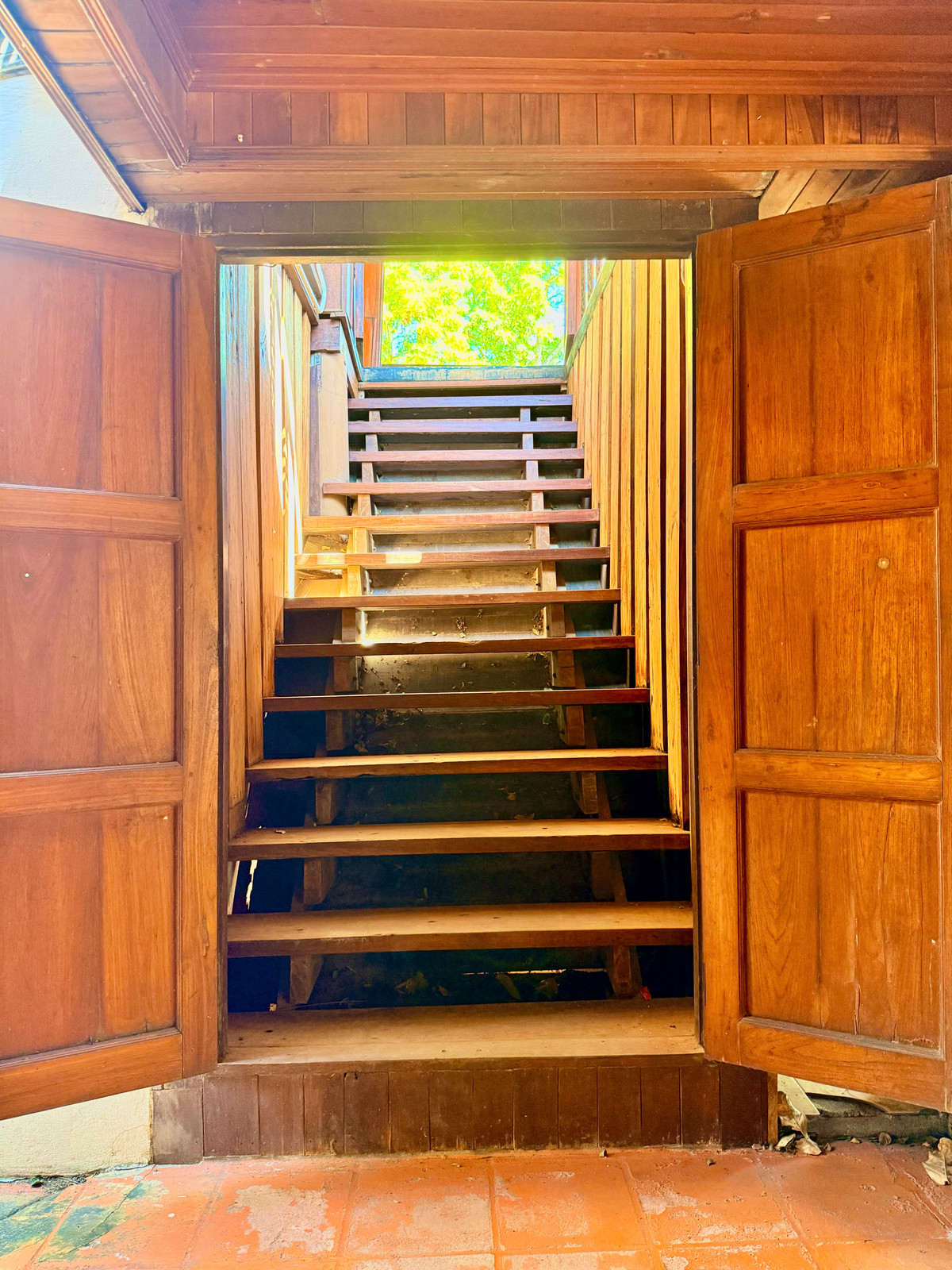 ให้เช่าบ้านอยุธยา : ให้เช่า บ้านทรงไทยริมแม่น้ำเจ้าพระยา อ.เมือง อยุธยา