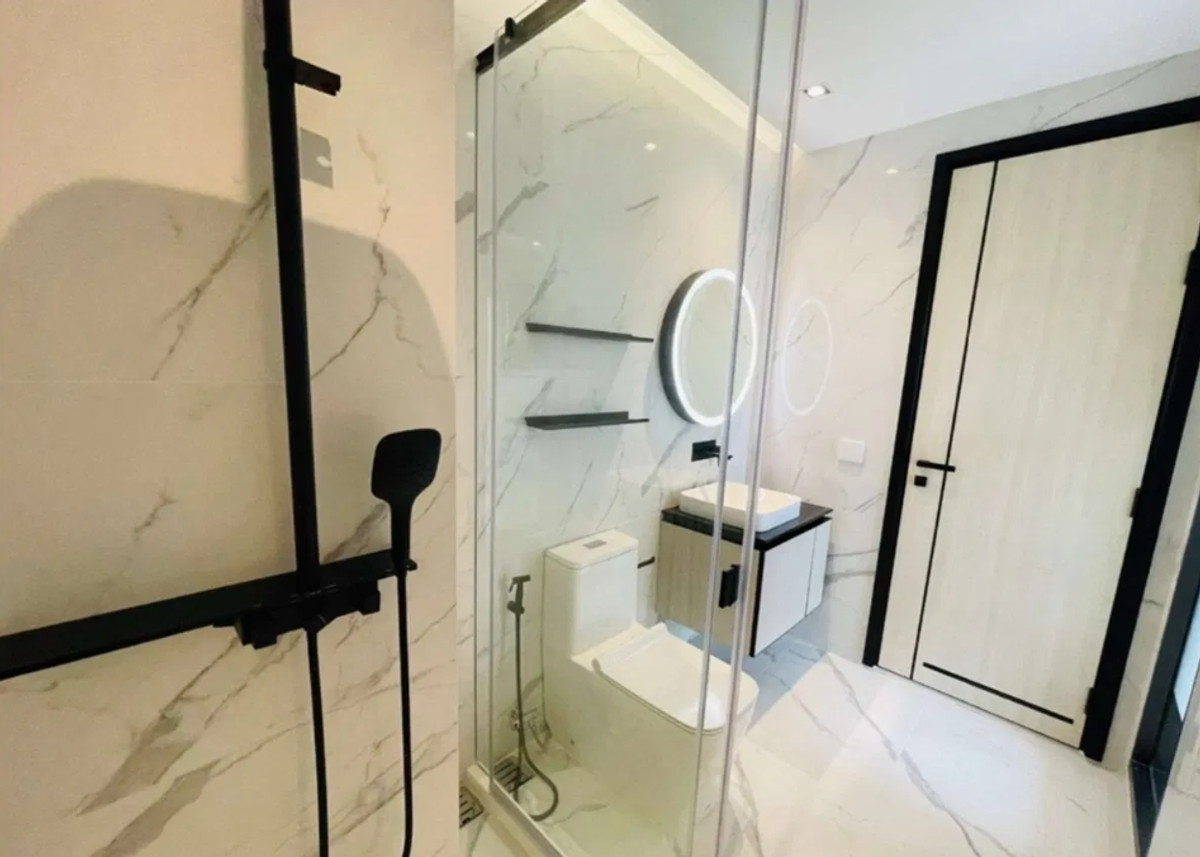 ให้เช่าคอนโดราชเทวี พญาไท : The Room Phayathai 29 sq.m. Please add LINE ID @806qphgn o8415o5483 