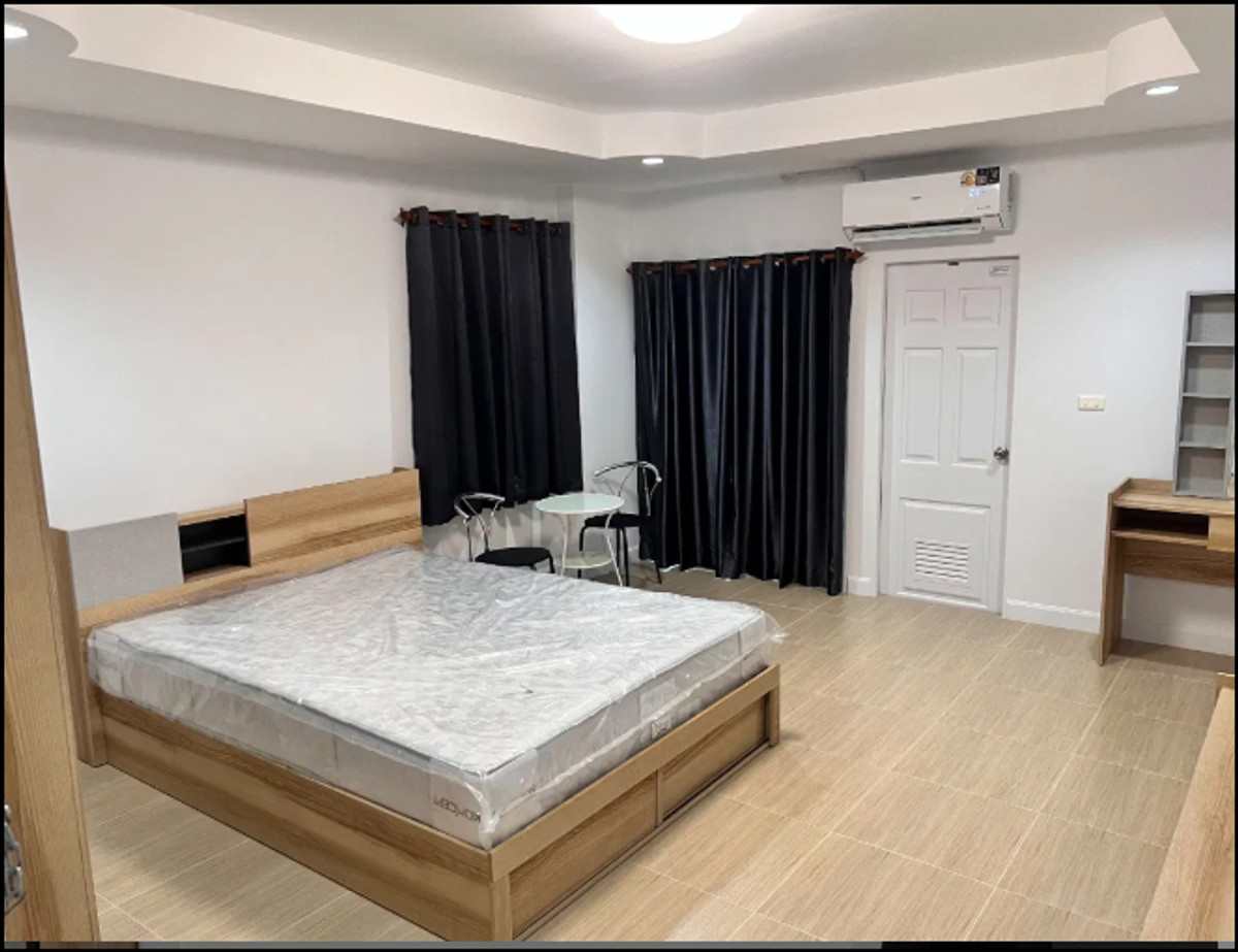 ขายคอนโดโชคชัย4 ลาดพร้าว71 : ขาย 1 ห้องนอน คอนโดเลี้ยงสัตว์ได้ โครงการ  j.w. suite พร้อมเฟอร์ (AM2104)