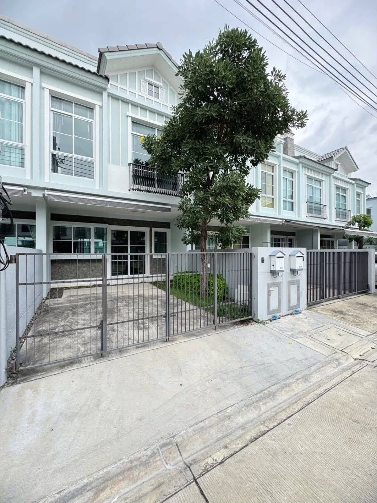 For RentTownhomeBangna, Bearing, Lasalle : Townhome for rent, Indy 2 Bangna-Ramkhamhaeng 2, new house, fully decorated, very beautiful, near Mega & Ikea Bangna.