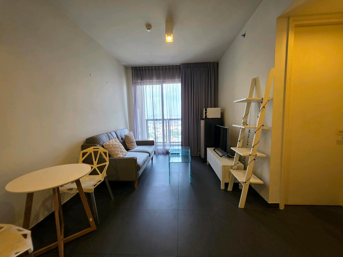 For RentCondoPattaya, Bangsaen, Chonburi : 🔥16,000 baht/month🔥 For rent Unixx Condo 35 sq m., high floor, City view.