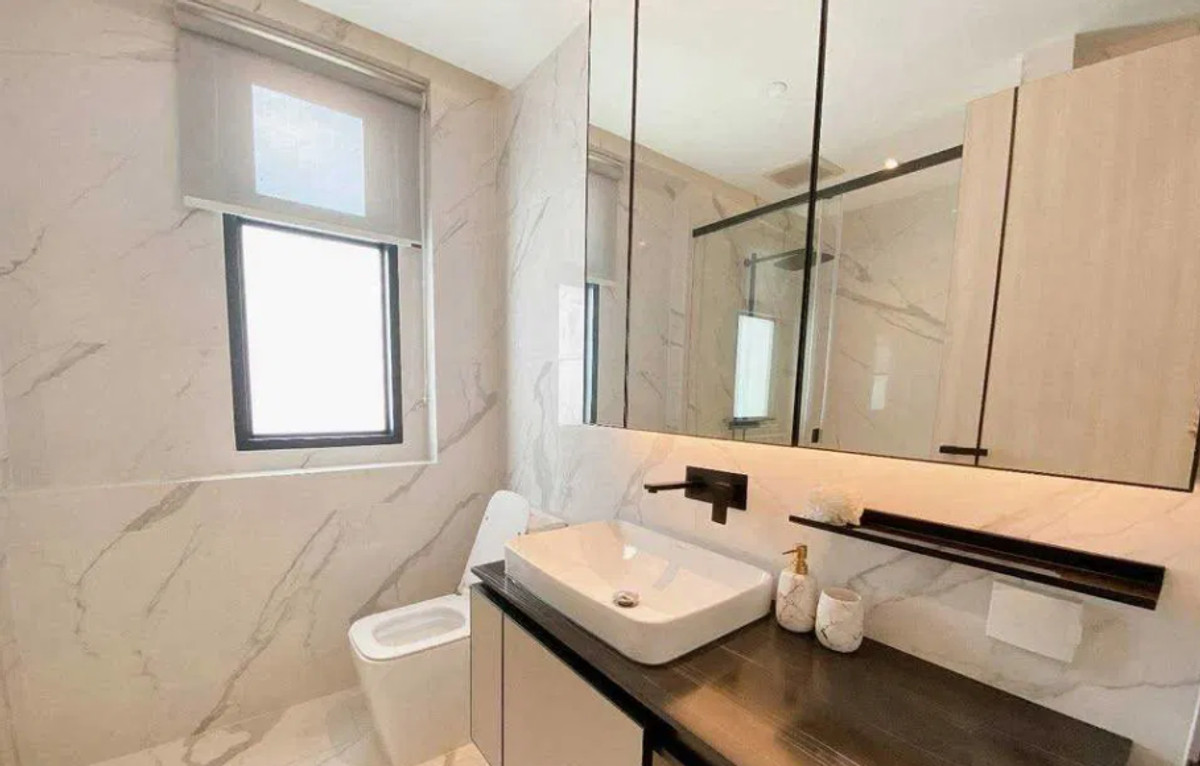 ให้เช่าคอนโดราชเทวี พญาไท : The Room Phayathai 70 sq.m. Please add LINE ID @806qphgn o8415o5483 