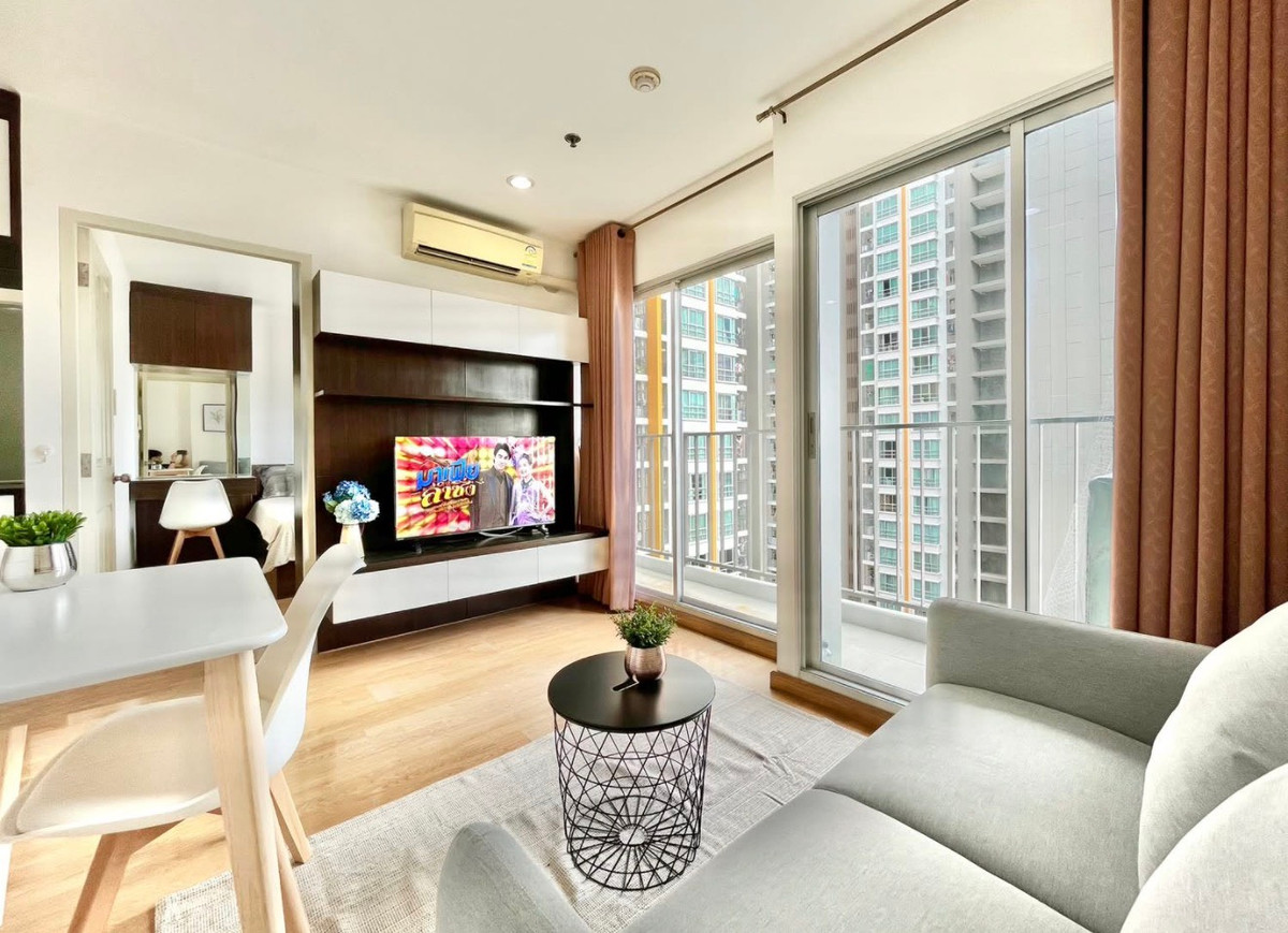 ให้เช่าคอนโดสะพานควาย จตุจักร : ให้เช่า คอนโด ยู ดีไลท์@จตุจักร สเตชั่น  ชั้น12 ตึก B ขนาด 34 ตร.ม 1 ห้องนอน 1 ห้องน้ำ ราคาเพียง 15,000 บาท ใกล้ BTS Mochit / MRT Jatujak