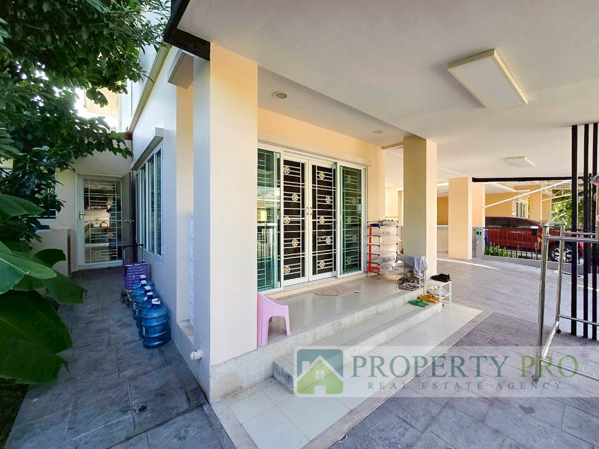 ขายบ้านลาดกระบัง สุวรรณภูมิ : ขาย บ้าน กรองทอง ทรอปิคอล เฉลิมพระเกียรติ ร.9 บ้านเดี่ยว 2 ชั้น 4 ห้องนอน 56 ตรว 200 ตรม หลังริม สภาพดีมาก มีส่วนต่อเติม ใกล้ ประเวศ อ่อนนุช ศรีนครินทร์ สวนหลวง ลาดกระบัง : MJ25S-008