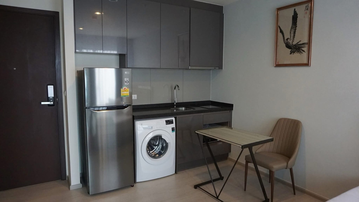 For RentCondoRatchadapisek, Huaikwang, Suttisan : 💫🌃 Condo for rent Rhythm Asoke 💫🌃