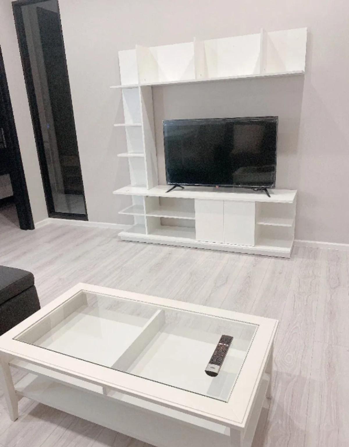 ให้เช่าคอนโดราชเทวี พญาไท : The Room Phayathai 35 sq.m. Please add LINE ID @806qphgn o8415o5483 