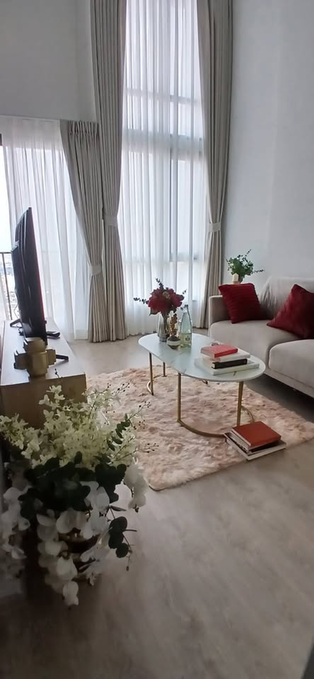 ให้เช่าคอนโดพระราม 9 เพชรบุรีตัดใหม่ RCA : 🔥🔥🔥 ให้เช่า คอนโด The Tree พัฒนาการ – เอกมัย 🔥🔥🔥  📍 ชั้น 28 | ขนาด 34 ตร.ม. | 1 ห้องนอน 1 ห้องน้ำ | Duplex / Loft 2 ชั้น