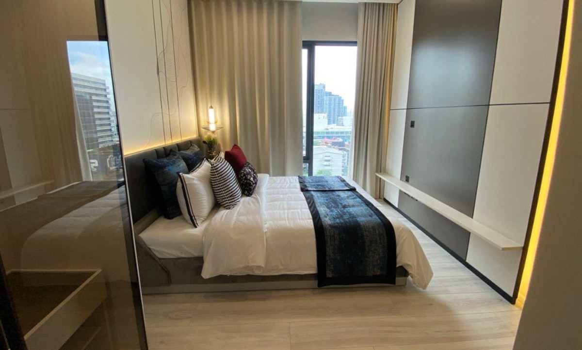 For SaleCondoRatchathewi,Phayathai : The Room Phayathai 35 sq.m. Please add LINE ID @806qphgn o8415o5483 