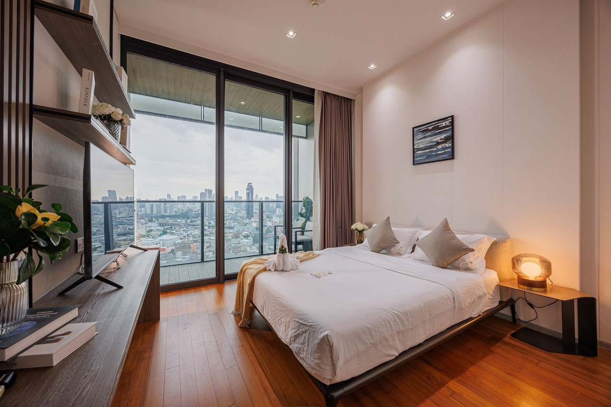 For RentCondoWongwianyai, Charoennakor : Condo for rent Banyan Tree Residence Monthly 320,000 thb.