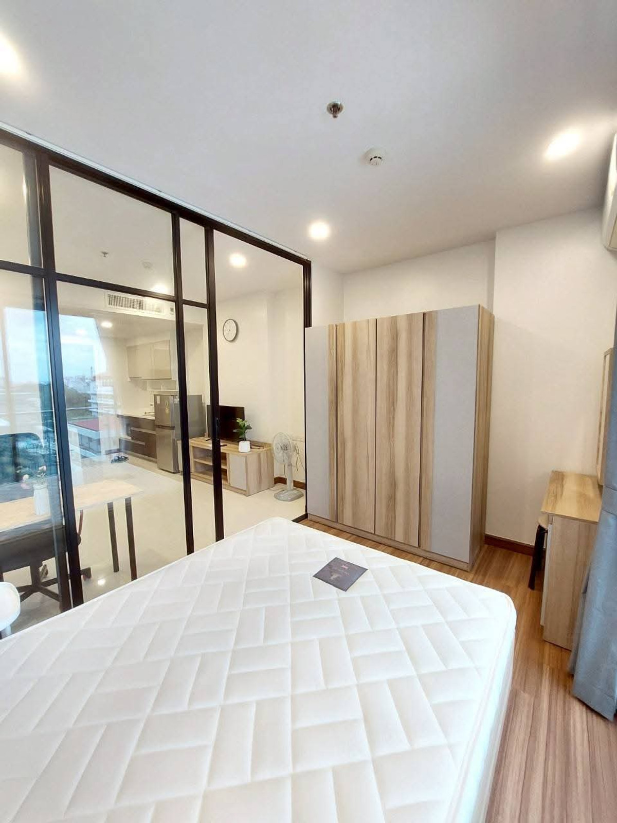 ให้เช่าคอนโดวงเวียนใหญ่ เจริญนคร : New Room 🪾 Supalai Premier Charoennakhon 1bed 34.5 Sqm Fullyfurnish , Welcome Foreign 16,500-