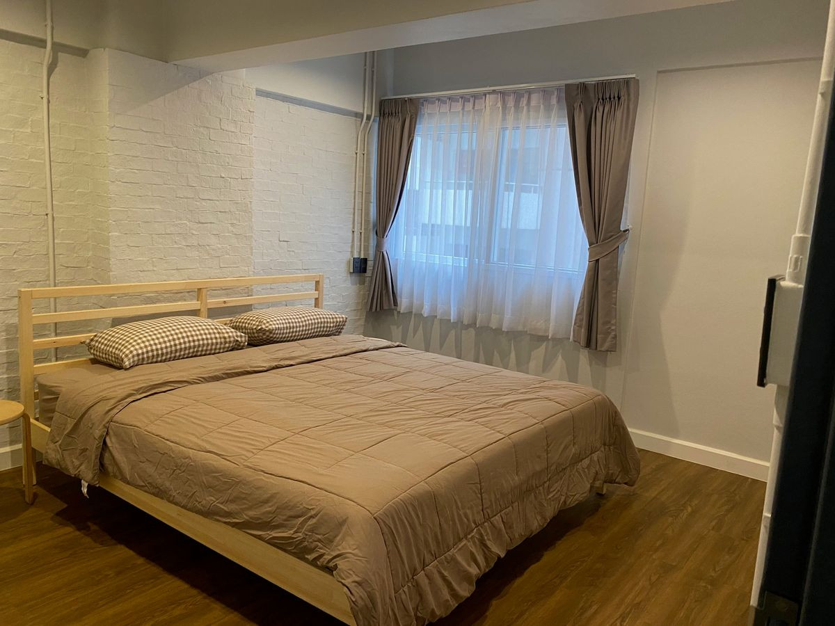 For RentCondoSiam Paragon ,Chulalongkorn,Samyan : Pathumwan Place【𝐑𝐄𝐍𝐓】🔥A relaxing corner with a simple yet elegant design, not at all lazy.🔥 Contact Line ID: @hacondo