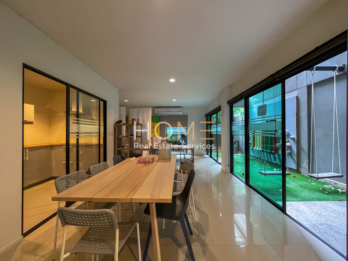 For RentTownhomePattanakan, Srinakarin : Townhome Noble Cube Pattanakarn / 4 Bedrooms (FOR RENT) PALM797