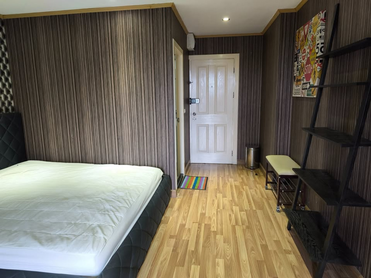 For RentCondoVipawadee, Don Mueang, Lak Si : 🏢 For Rent: Regent Home 15 Condo in a great location, convenient transportation