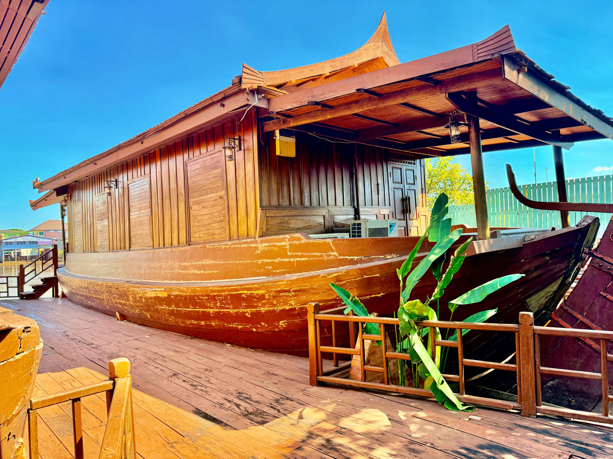 ให้เช่าบ้านอยุธยา : ให้เช่า บ้านทรงไทยริมแม่น้ำเจ้าพระยา อ.เมือง อยุธยา