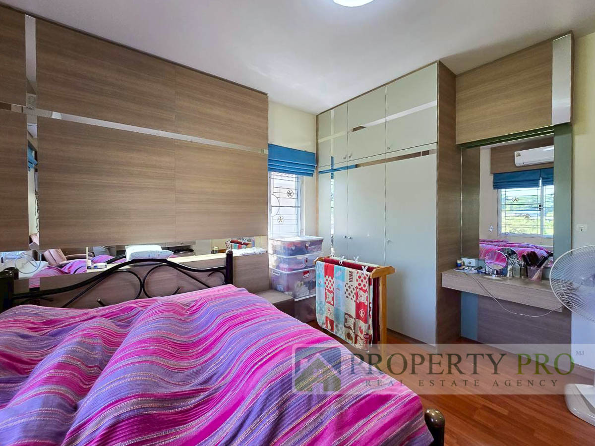 ขายบ้านลาดกระบัง สุวรรณภูมิ : ขาย บ้าน กรองทอง ทรอปิคอล เฉลิมพระเกียรติ ร.9 บ้านเดี่ยว 2 ชั้น 4 ห้องนอน 56 ตรว 200 ตรม หลังริม สภาพดีมาก มีส่วนต่อเติม ใกล้ ประเวศ อ่อนนุช ศรีนครินทร์ สวนหลวง ลาดกระบัง : MJ25S-008