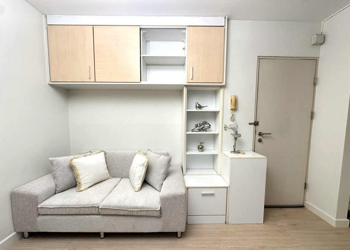 For SaleCondoPattanakan, Srinakarin : Condo for sale, the Iris condo Rama 9-Srinakarin, 1 bedroom, 1 bathroom, Building C, 3rd floor, size 33 sq m, 1.39 million