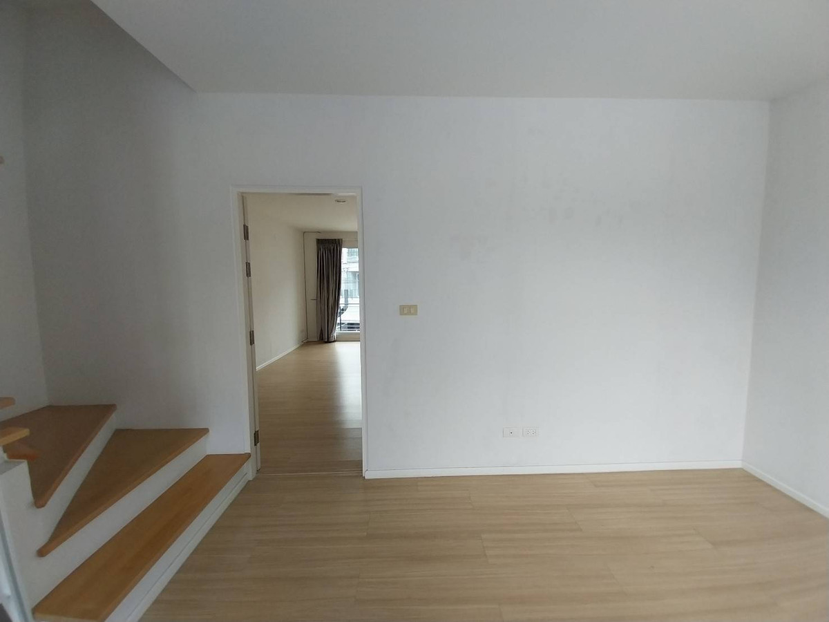 ขายทาวน์โฮมพระราม 5 ราชพฤกษ์ บางกรวย : ทาวน์โฮม บ้านกลางเมือง พิบูลสงคราม / 3 ห้องนอน (ขาย), Baan Klang Muang Piboonsongkram / Townhome 3 Bedrooms (FOR SALE) AOM021