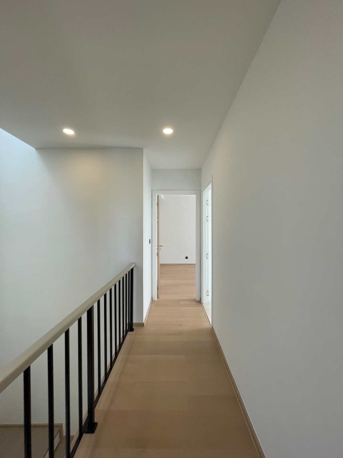 For SaleLadprao, Central Ladprao : [For Sale] Luxurious 3.5-story semi-detached house, Novel Residence Lat Phrao 18, usable area 417.4 sq m, like a single house in the heart of the city! Experience luxury living with the utmost privacy. In a potential location “Lat Phrao-Ratchada&