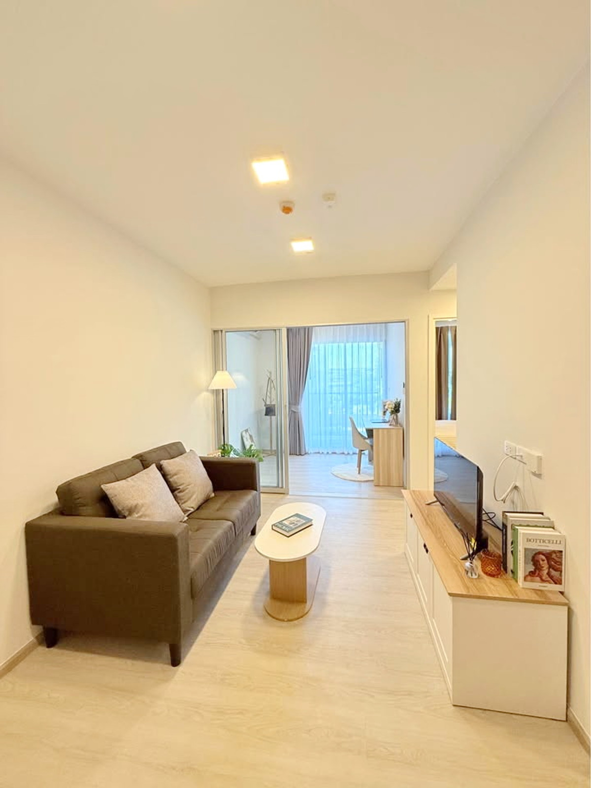 ให้เช่าคอนโดอ่อนนุช อุดมสุข : ให้เช่า 2 ห้องนอน ชั้น 4 พลัม สุขุมวิท 62 ใกล้ BTS บางจาก 