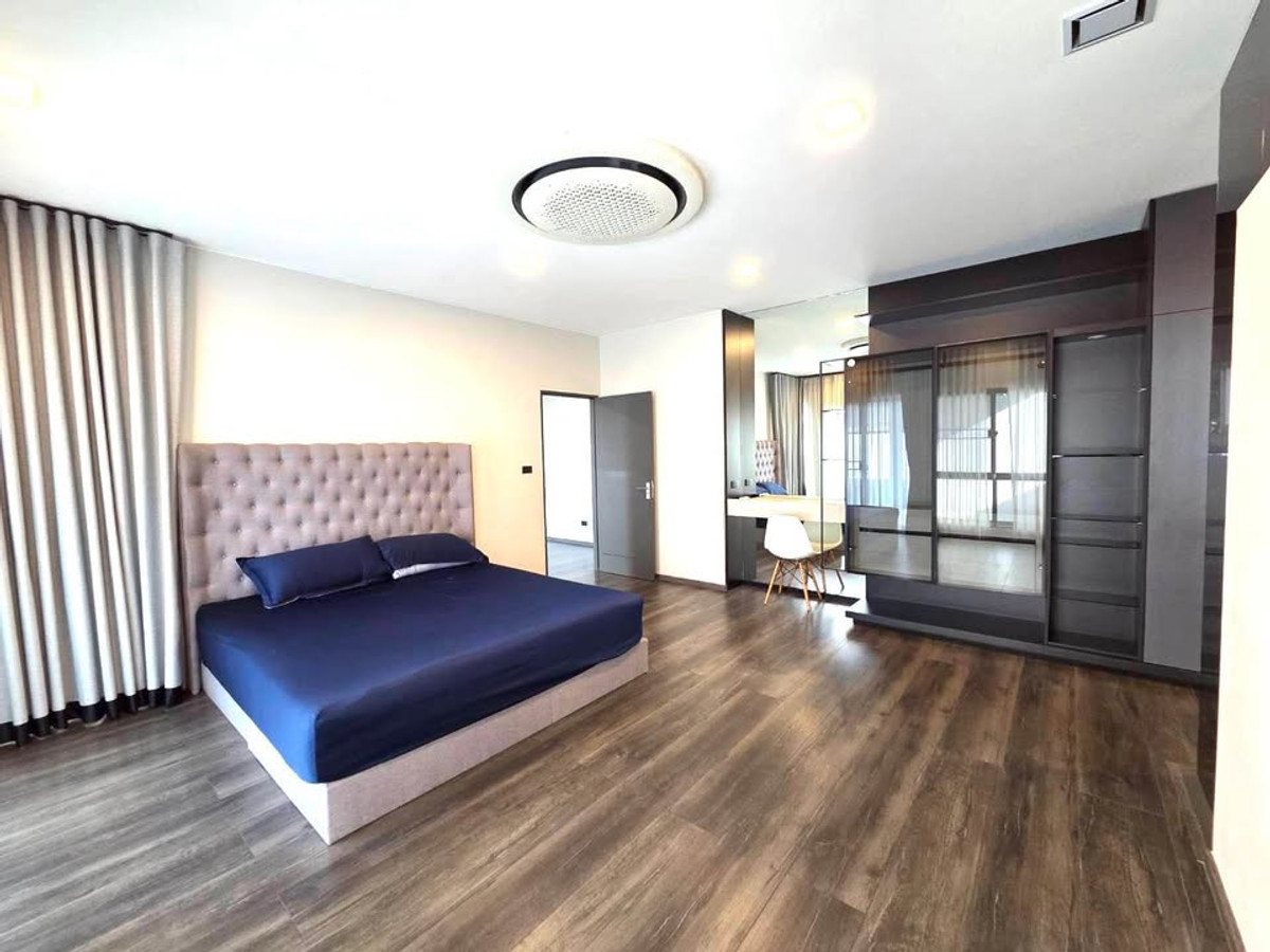 For RentHouseBangna, Bearing, Lasalle : 🎗️𝗥𝗲𝗻𝘁 85,000 THB/month (Vive Bangna Vive bangna km7)🎗️