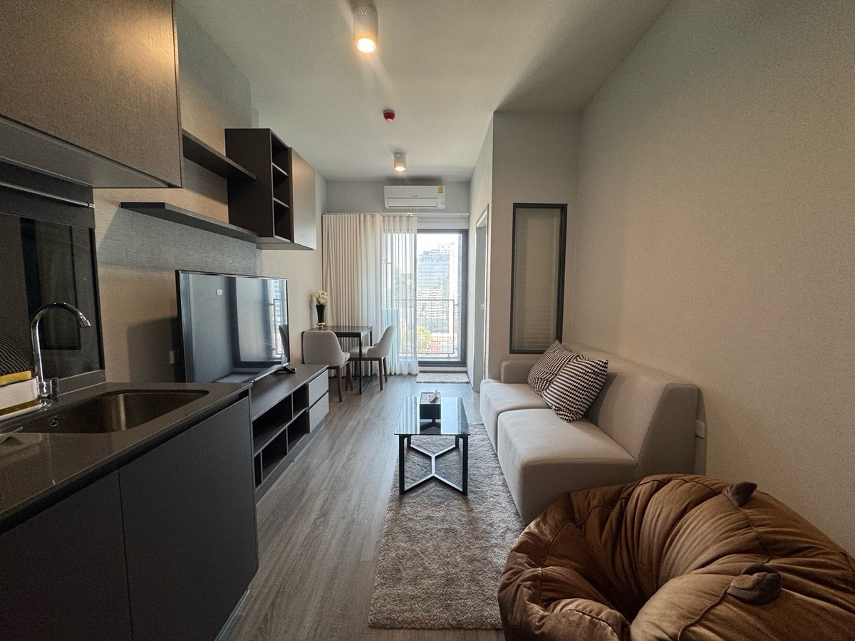 ให้เช่าคอนโดสยาม จุฬา สามย่าน : For Rent Ideo Chula Samyan
Near Chulalongkorn University
1Bed 1Bath 34sq.m. 25,000/M
contact 0646428664 (Phat)
Contact 0946242014 (Nui)