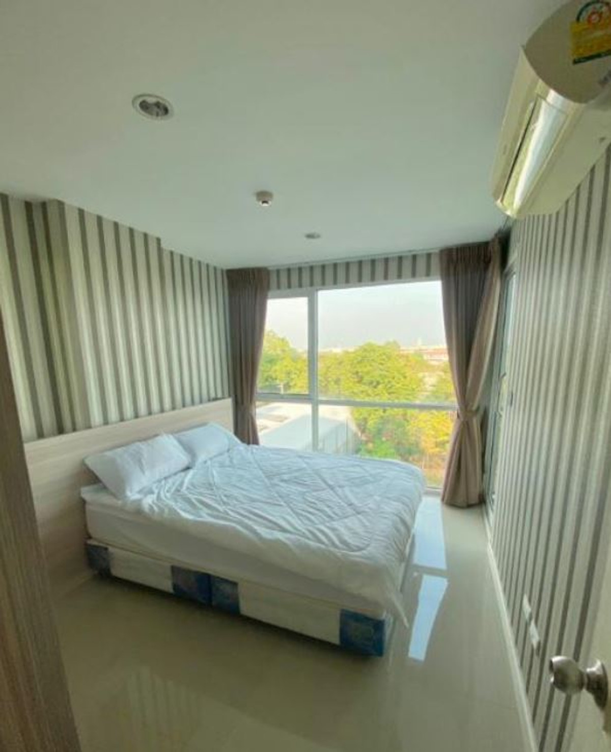 For SaleCondoOnnut, Udomsuk : For sale: The Series Udomsuk, 6th floor.