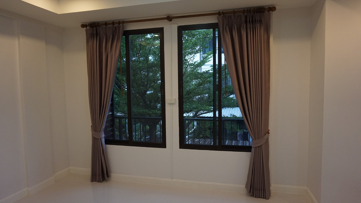 ให้เช่าทาวน์โฮมเกษตร นวมินทร์ ลาดปลาเค้า : ให้เช่า/ขาย ทาวน์โฮม หมู่บ้านอารียา โมว่า ถนนลาดปลาเค้า ปรับปรุงใหม่