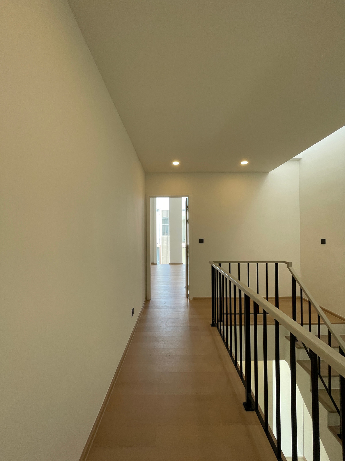 For SaleLadprao, Central Ladprao : [For Sale] Luxurious 3.5-story semi-detached house, Novel Residence Lat Phrao 18, usable area 417.4 sq m, like a single house in the heart of the city! Experience luxury living with the utmost privacy. In a potential location “Lat Phrao-Ratchada&