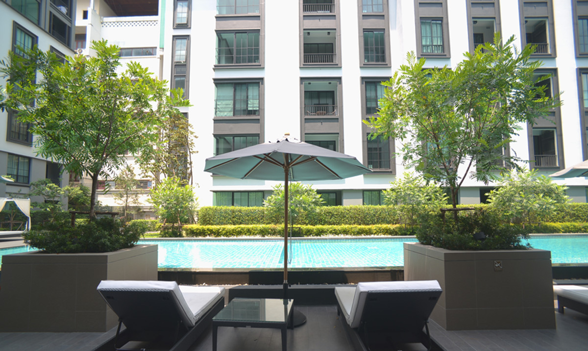 ขายคอนโดสยาม จุฬา สามย่าน : ✨ For Sale: The Reserve Kasemsan 3 Condo ✨ 💰 Only 9,499,000 THB 2ห้องนอนราคาดีสุดในตึกอยู่คอนโดใจกลางสยาม ที่ให้ฟีลเหมือนอยู่รีสอร์ท5ดาว เงียบสงบ ห้องสวย จัดเต็ม มีห้องพร้อมนัดชมครับ สนใจติดต่อ คุณเจมส์มาร์ 