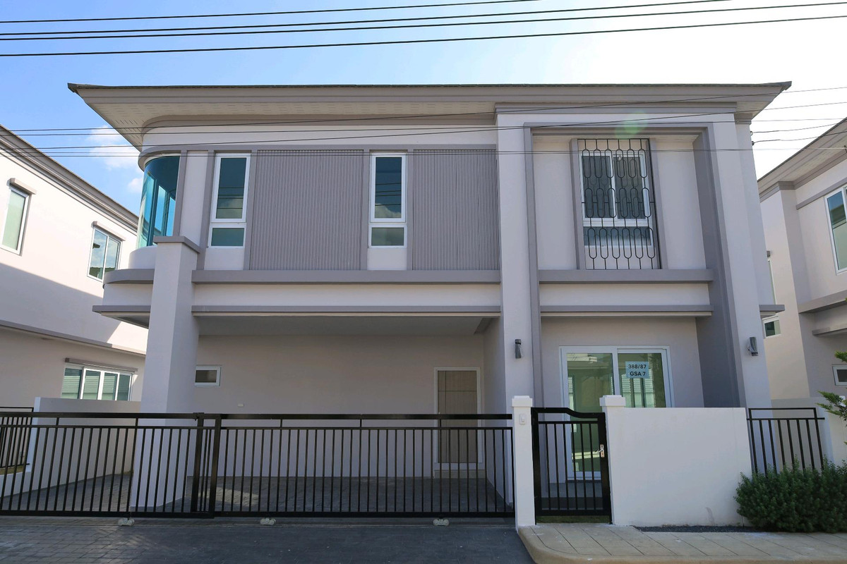 ให้เช่าบ้านมีนบุรี-ร่มเกล้า : ให้เช่าบ้านหรู ใกล้สนามบินสุวรรณภูมิ ติดสโมสร