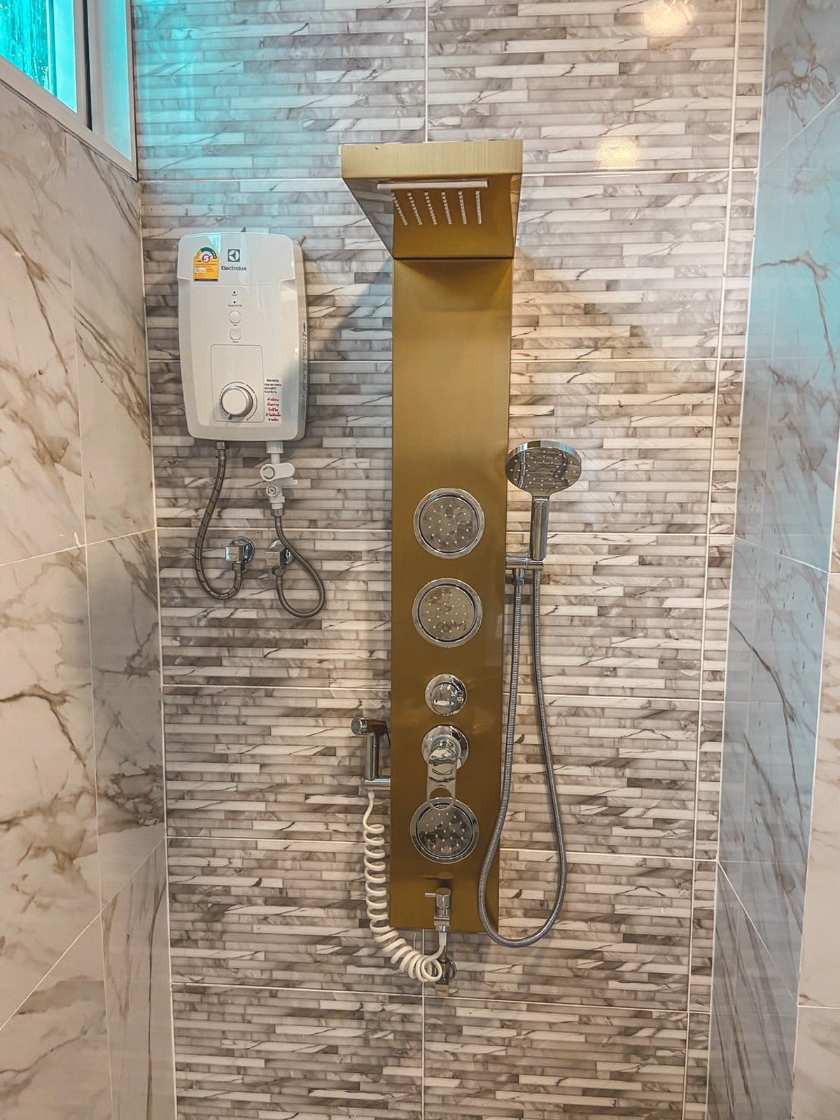 ขายบ้านพระราม 5 ราชพฤกษ์ บางกรวย : บ้านหรู หลังใหญ่ พร้อมสระว่ายน้ำ ✨ บ้านเดี่ยว ราชพฤกษ์ ซอยบางกร่าง 63/1 / 5 ห้องนอน (ขาย), Detached House Ratchaphruek Soi Bang Krang 63/1 / 5 Bedrooms (FOR SALE) AOM022