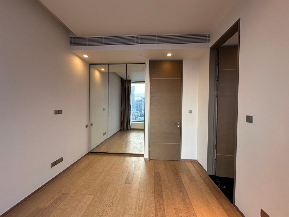 ให้เช่าคอนโดสีลม ศาลาแดง บางรัก : Condo for rent Saladaeng One Monthly 80,000 thb.