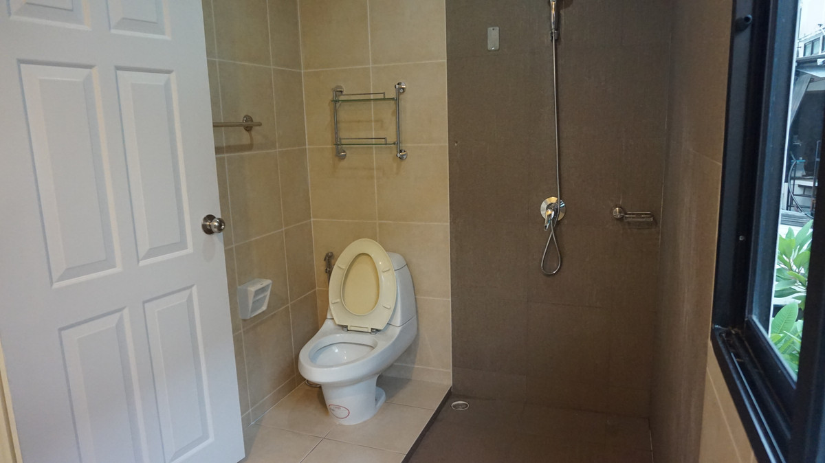 ให้เช่าทาวน์โฮมเกษตร นวมินทร์ ลาดปลาเค้า : ให้เช่า/ขาย ทาวน์โฮม หมู่บ้านอารียา โมว่า ถนนลาดปลาเค้า ปรับปรุงใหม่