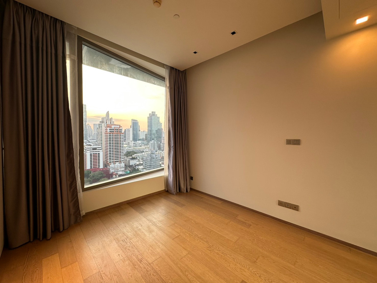ให้เช่าคอนโดสีลม ศาลาแดง บางรัก : Condo for rent Saladaeng One Monthly 80,000 thb.
