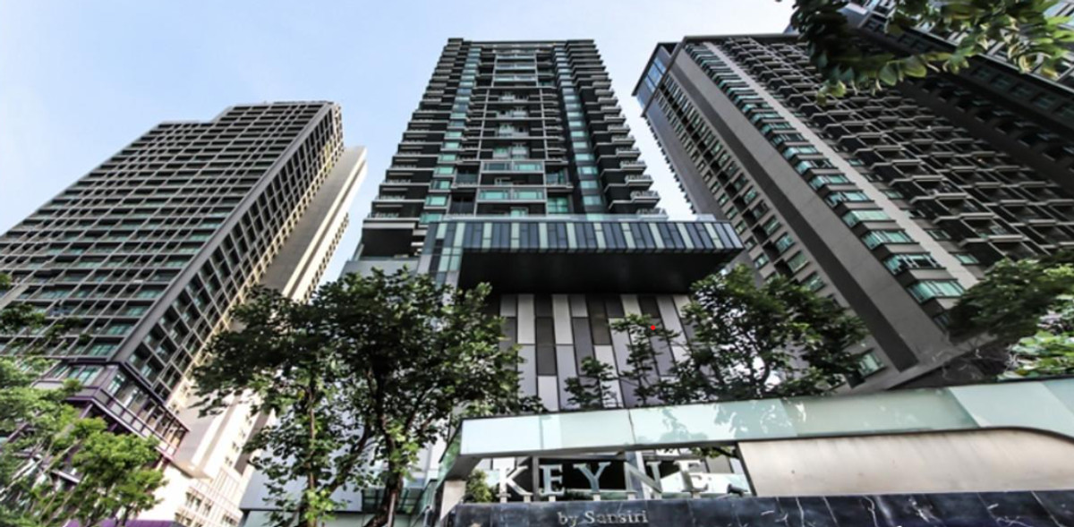 ขายคอนโดสุขุมวิท อโศก ทองหล่อ : ✨ For Sale: Keyne by Sansiri Condo Luxury ✨ 💰 Only 13,800,000 THB 100 เมตร ถึงBTS ทองหล่อ ราคาห้องนี้ถูกกว่าราคาเปิดตัวมากครับ ถูกกว่านี้ไม่มีแล้วครับ ห้องสวย จัดเต็ม มีห้องพร้อมนัดชมครับ สนใจติดต่อ คุณเจมส์มาร์