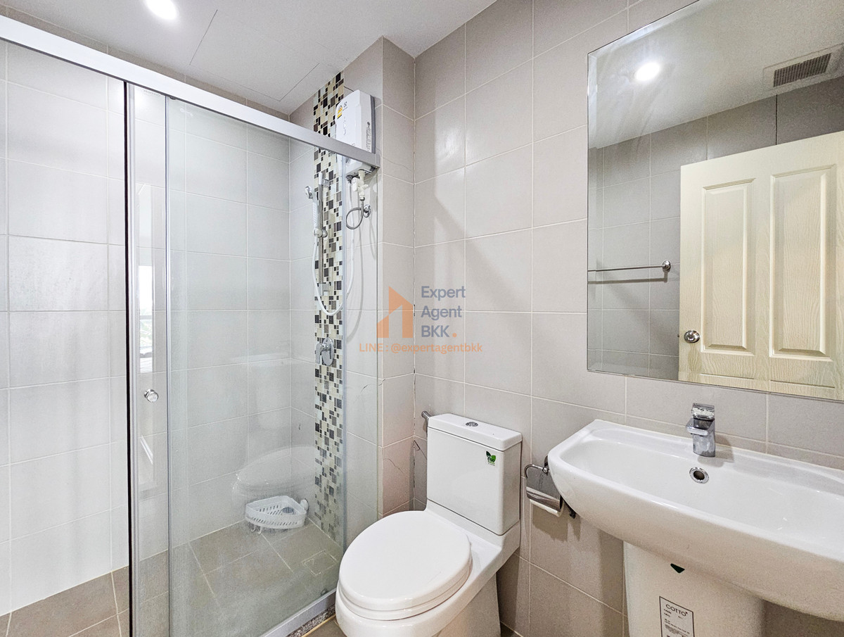 ขายคอนโดพระราม 9 เพชรบุรีตัดใหม่ RCA : 💎 ด่วน! 1 นอนไซส์ใหญ่ วิวสระ ราคาตรม.ถูกสุดในโครงการ ขาย/SALE : Supalai Veranda Rama 9 (ศุภาลัย เวอเรนด้า พระราม9) - 1 ห้องนอน LC054