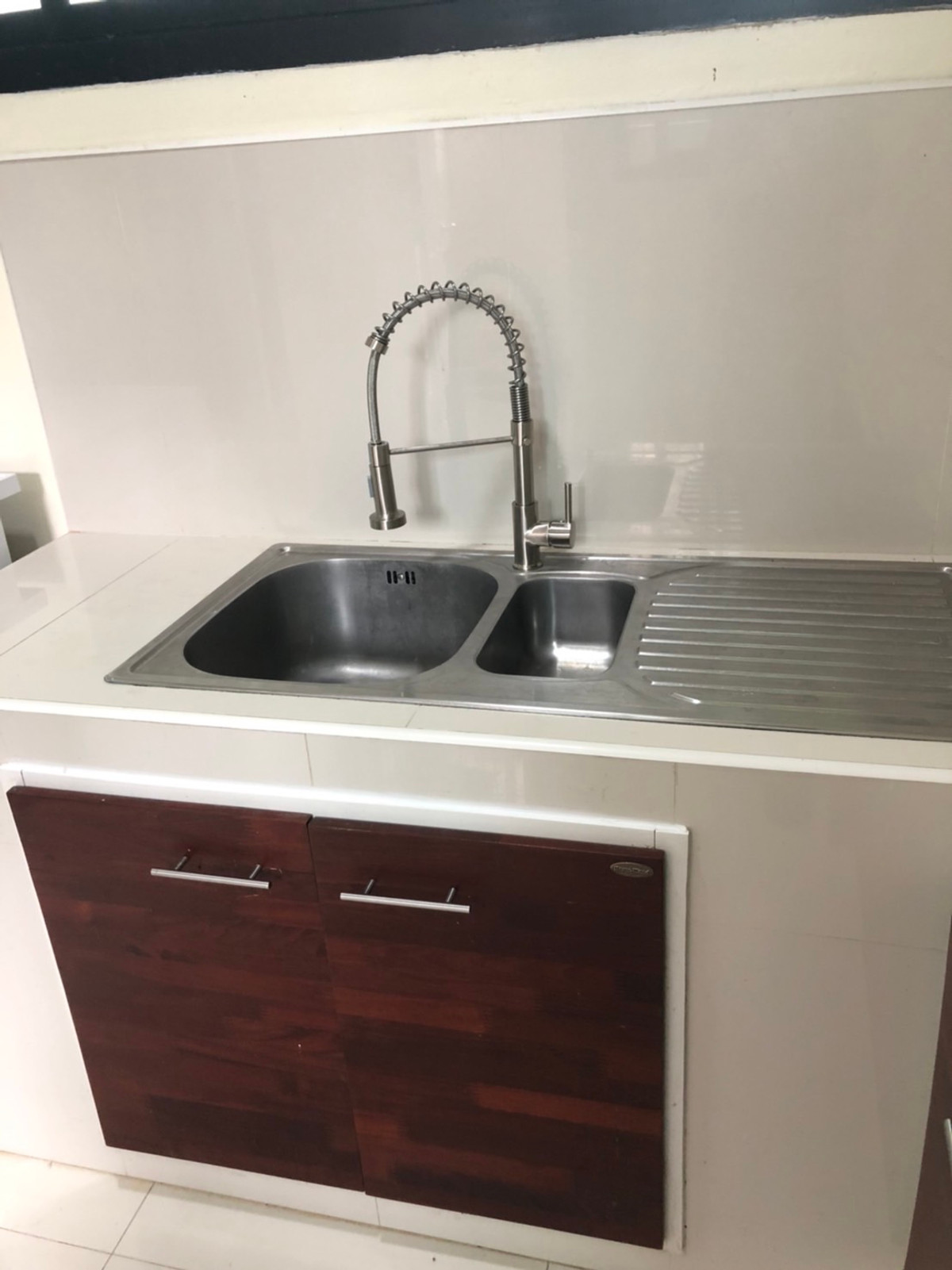 ให้เช่าทาวน์โฮมเกษตร นวมินทร์ ลาดปลาเค้า : ให้เช่า/ขาย ทาวน์โฮม หมู่บ้านอารียา โมว่า ถนนลาดปลาเค้า ปรับปรุงใหม่