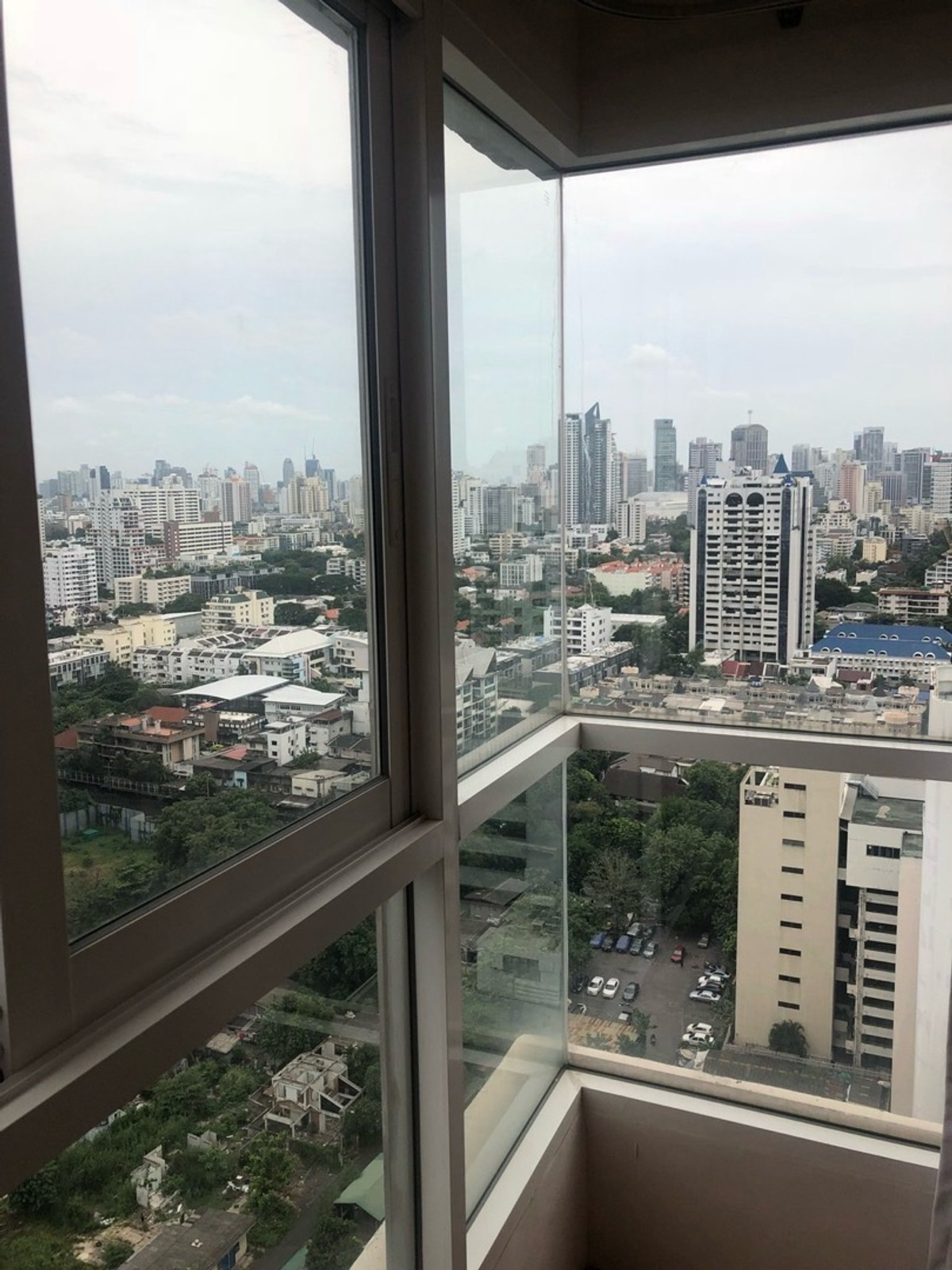 ขายคอนโดพระราม 9 เพชรบุรีตัดใหม่ RCA : The Parkland Grand Asoke–Phetchaburi2 Bed 2 Bath Area: 57 sq.m. Private parking space 11 sq.m. 📌7.59 MB.Contact: 094-624-2014 (Nui)Contact: 064-642-8664 (Phat)