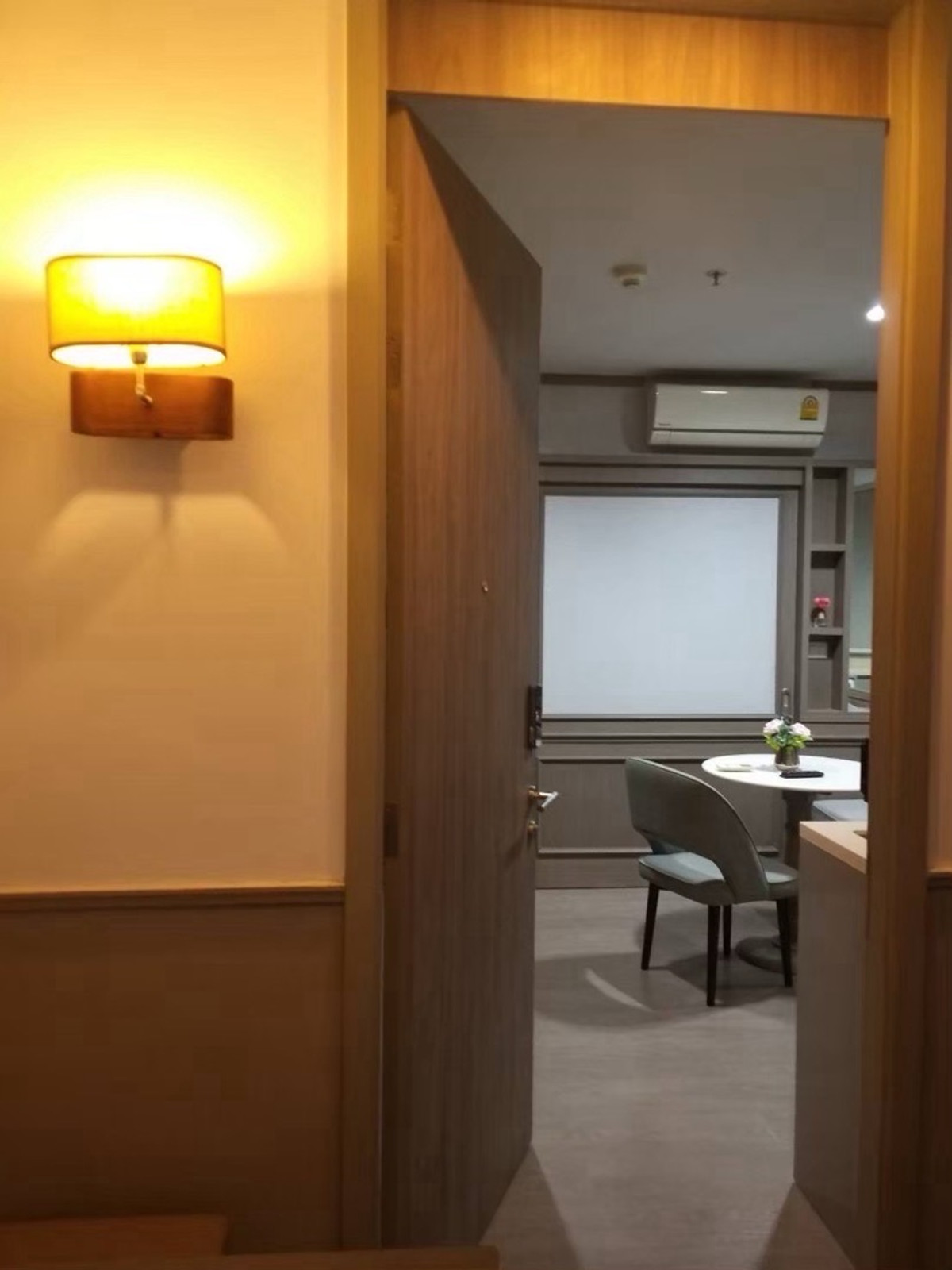 ขายคอนโดพระราม 9 เพชรบุรีตัดใหม่ RCA : ขายคอนโด เอ สเปซ ไอดี อโศก รัชดา  ราคาถูก