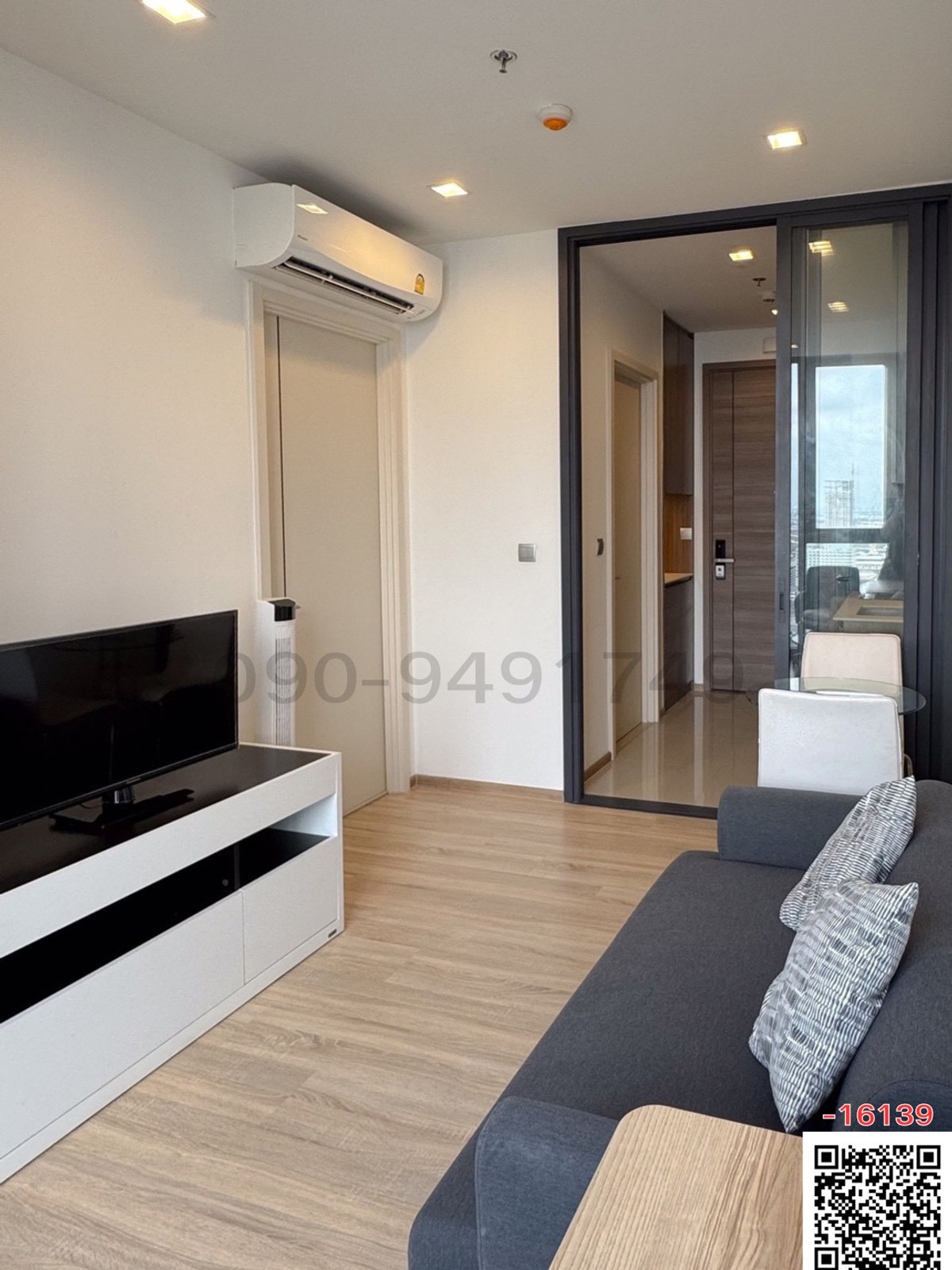 For SaleCondoRatchathewi,Phayathai : Condo for sale The Line Phahon-Pradipat near BTS Saphan Khwai.