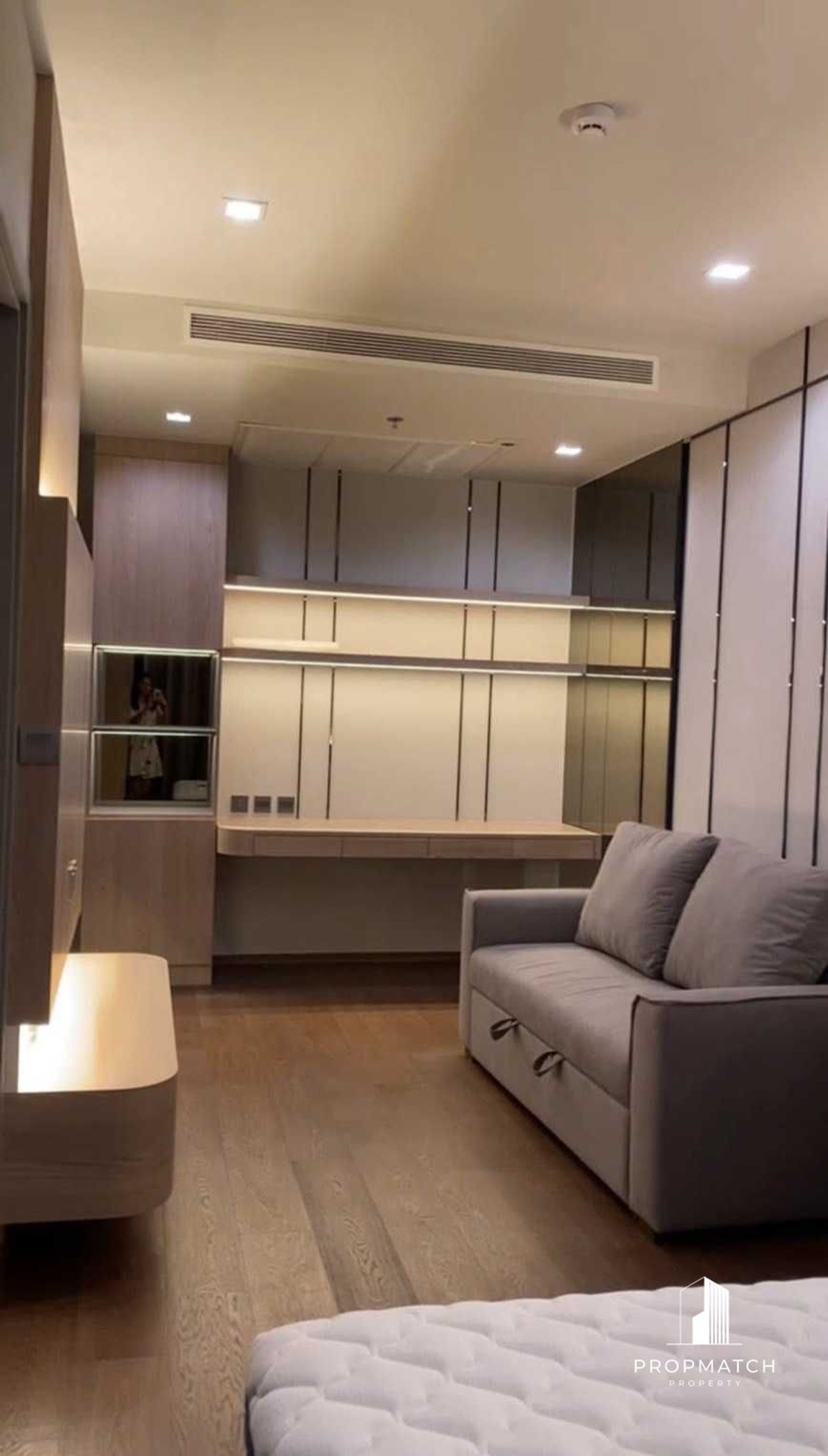 ให้เช่าคอนโดอารีย์ อนุสาวรีย์ : ✨Flash Deal ✨IDEO Q Victory (1Bed 1Bath 29SQM.) พร้อมอยู่ ! เพียง 27,000 บาทต่อเดือน Tel.0981315848 @propmatch