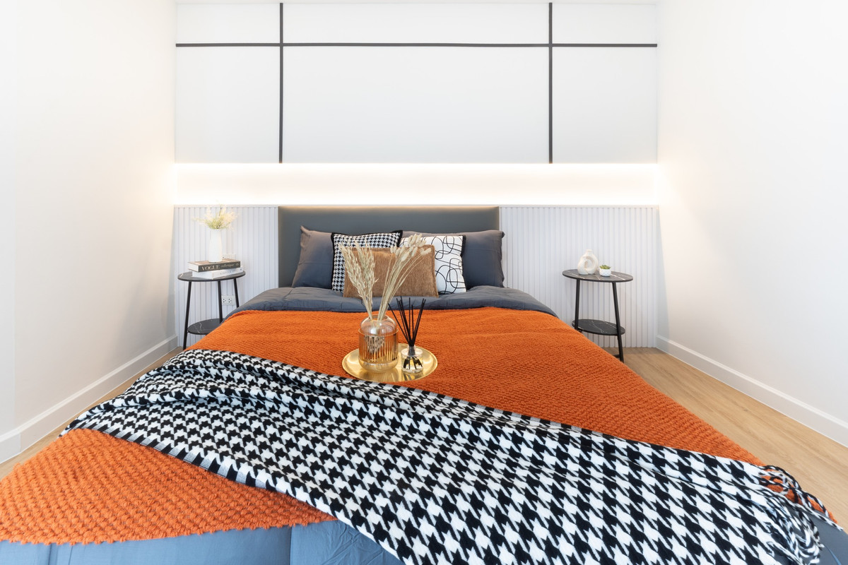 For SaleCondoRatchadapisek, Huaikwang, Suttisan : S984 #Ratchada20 🔹 Rare 2-bedroom unit near MRT Sutthisan, Chateau In Town Ratchada 20-1. Only 4.32 million baht!