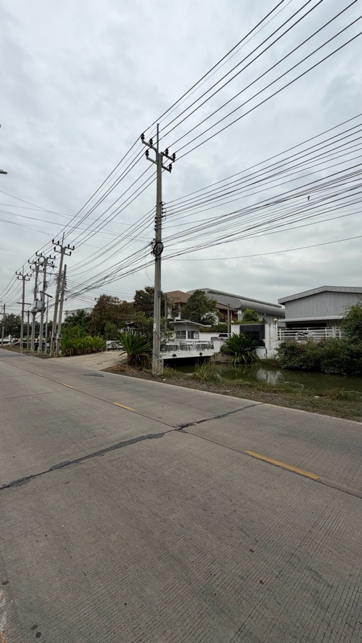 For SaleFactoryRathburana, Suksawat : Purple city plan factory for sale Along Suksawat Road 84, ready for immediate production | Large vehicles can enter and exit | Complete certificate of Ror.Ngor.4