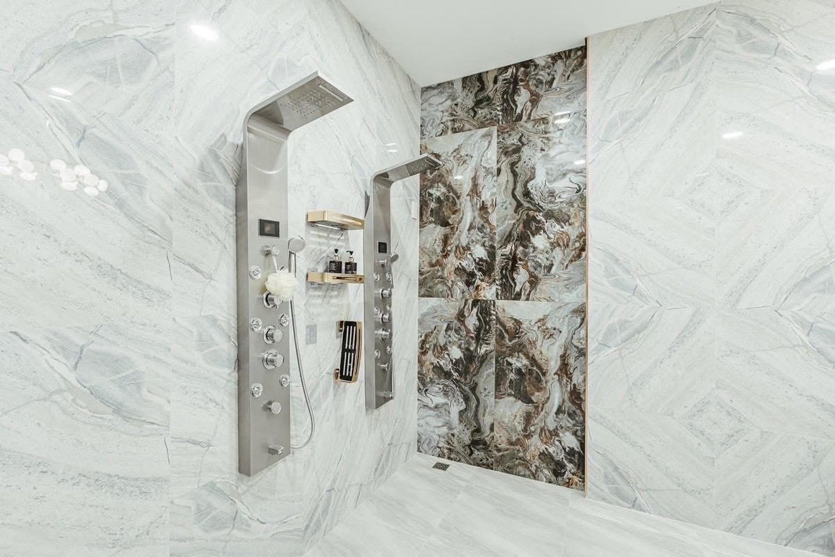 ขายบ้านพระราม 5 ราชพฤกษ์ บางกรวย : บ้านหรู หลังใหญ่ พร้อมสระว่ายน้ำ ✨ บ้านเดี่ยว ราชพฤกษ์ ซอยบางกร่าง 63/1 / 5 ห้องนอน (ขาย), Detached House Ratchaphruek Soi Bang Krang 63/1 / 5 Bedrooms (FOR SALE) AOM022