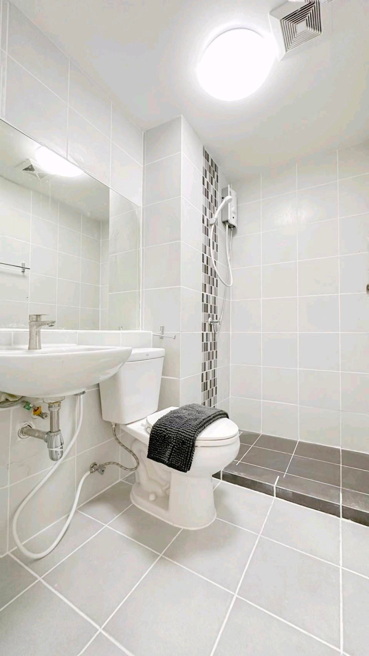 For SaleCondoRatchadapisek, Huaikwang, Suttisan : 🏡Condo ready to move in in the heart of Ratchada, convenient location, near the BTS🚅🌳624Condolette🌳✨️624Condolette✨️