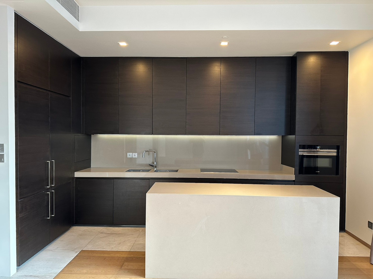 ให้เช่าคอนโดสีลม ศาลาแดง บางรัก : Condo for rent Saladaeng One Monthly 80,000 thb.