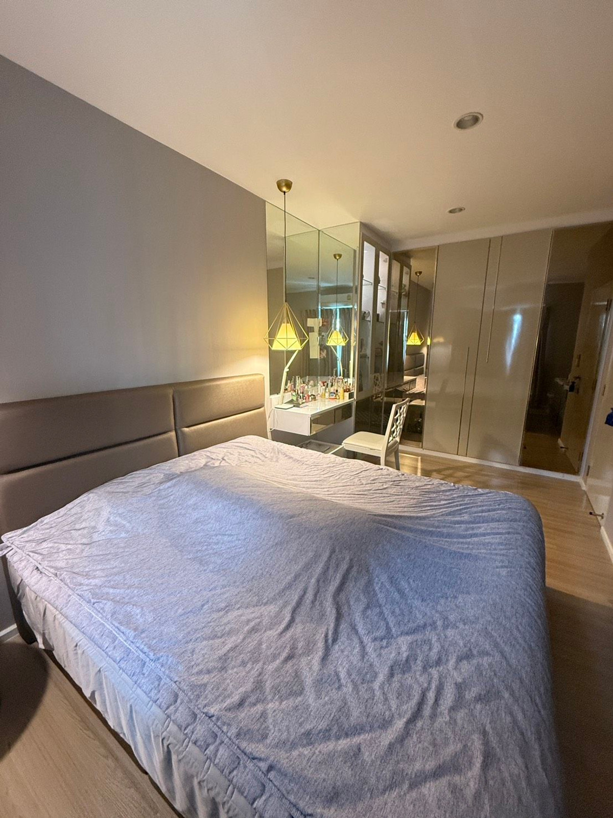 ทาวน์โฮมลาดกระบัง สุวรรณภูมิ : 💥CP-9587💥ขายทาวน์โฮม 3 ชั้น โครางการ บ้านกลางเมือง สวนหลวง 👉แอดไลน์ @rangrak