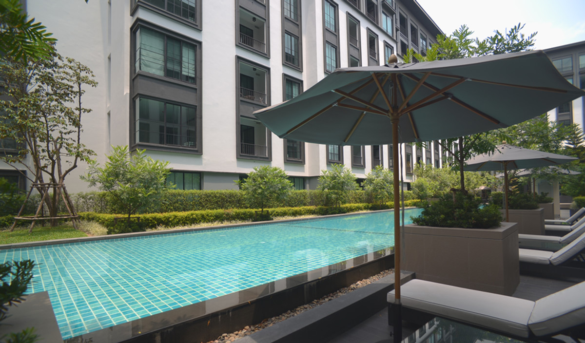 For SaleCondoSiam Paragon ,Chulalongkorn,Samyan : ✨ For Sale: The Reserve Kasemsan 3 Condo ✨ 💰 Only 9,499,000 THB 2 bedrooms, best price in the building, in a condo in the heart of Siam. It gives the feel of being at a 5-star resort, quiet, beautiful rooms, fully furnished. There are rooms ready to make 